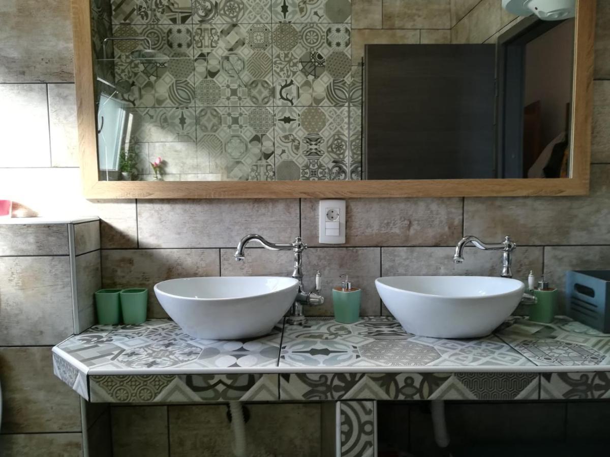 Apartmani Radic Rg 로고즈니차 외부 사진