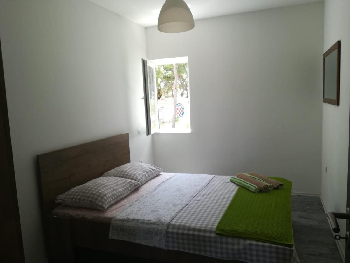 Apartmani Radic Rg 로고즈니차 외부 사진