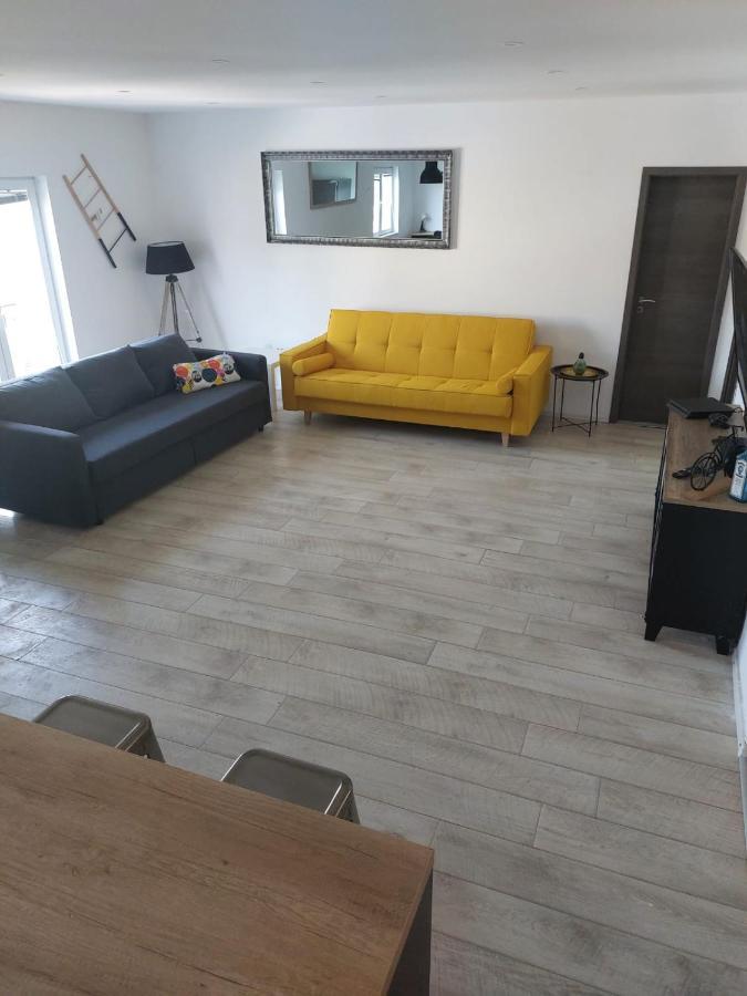 Apartmani Radic Rg 로고즈니차 외부 사진