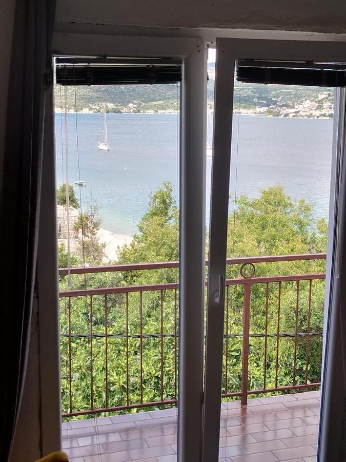 Apartmani Radic Rg 로고즈니차 외부 사진