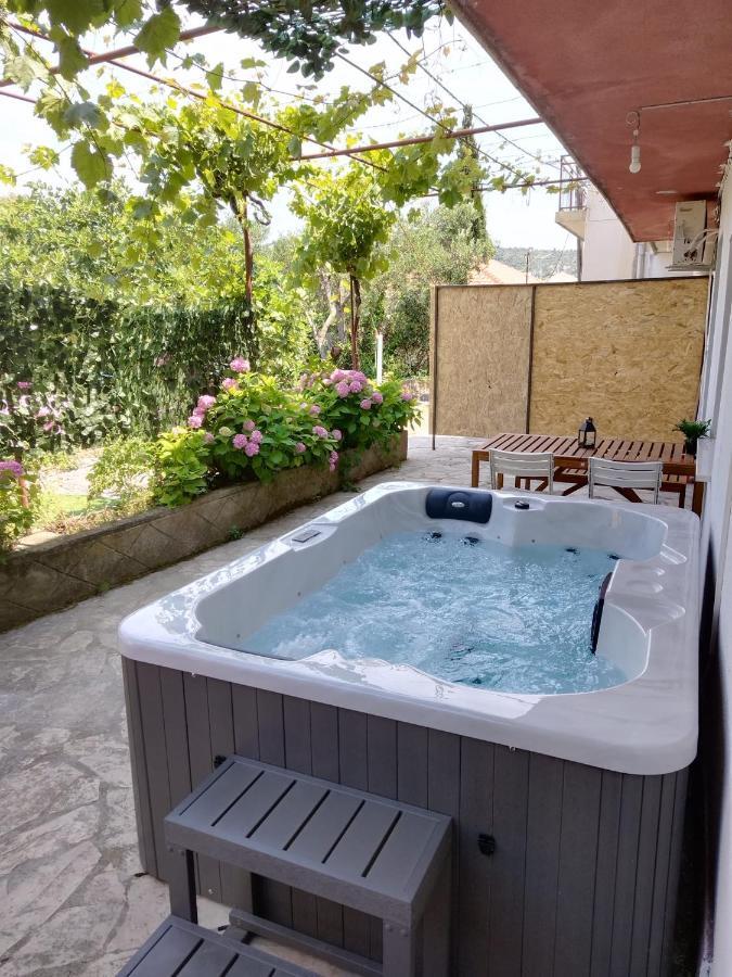 Apartmani Radic Rg 로고즈니차 외부 사진