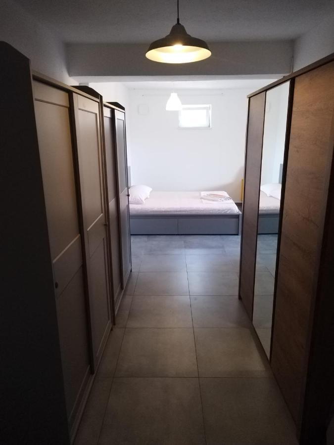 Apartmani Radic Rg 로고즈니차 외부 사진